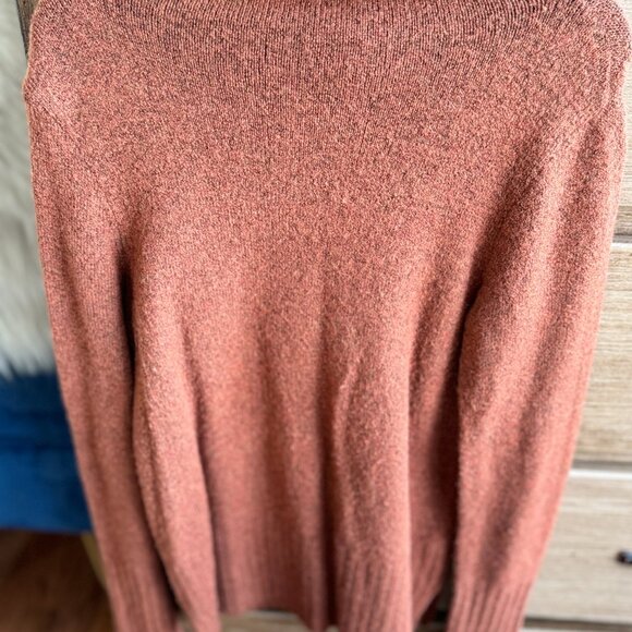 Madewell super soft rust colored sweater- size small - Picture 4 of 9